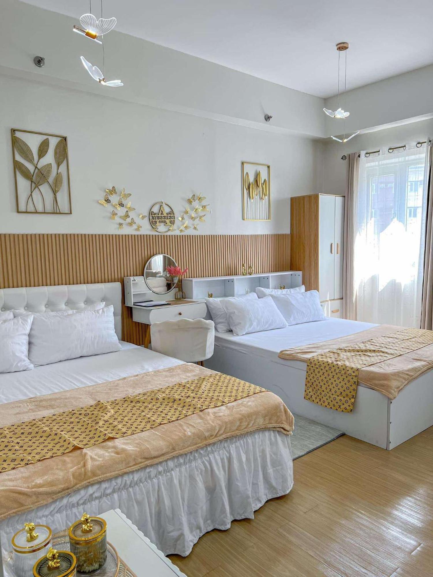 Auberge Condotels At Smdc Hope Residences 트레스 마르티레스 외부 사진